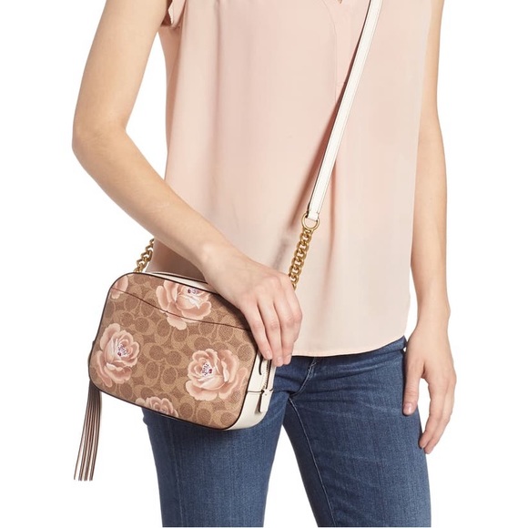 Coach signature camera crossbody with rose design - Picture 8 of 11